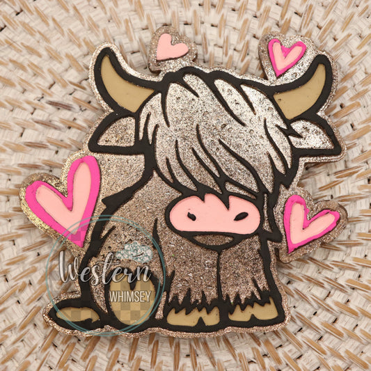 Highland Cow with Hearts Freshie