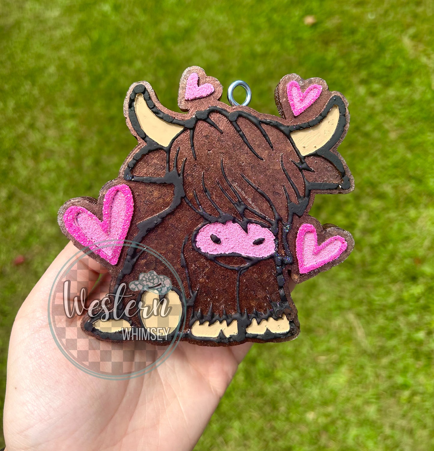 Highland Cow with Hearts Freshie